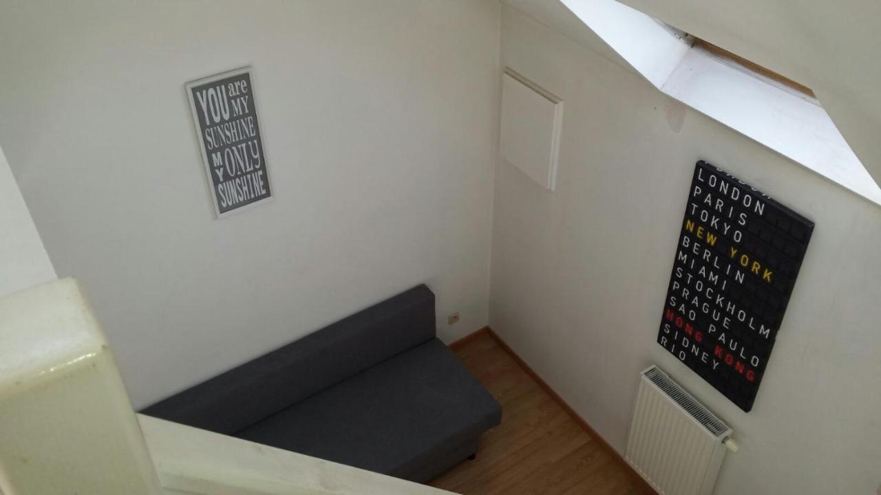 Central Duplex Sleeps 4 Brussels Exterior photo