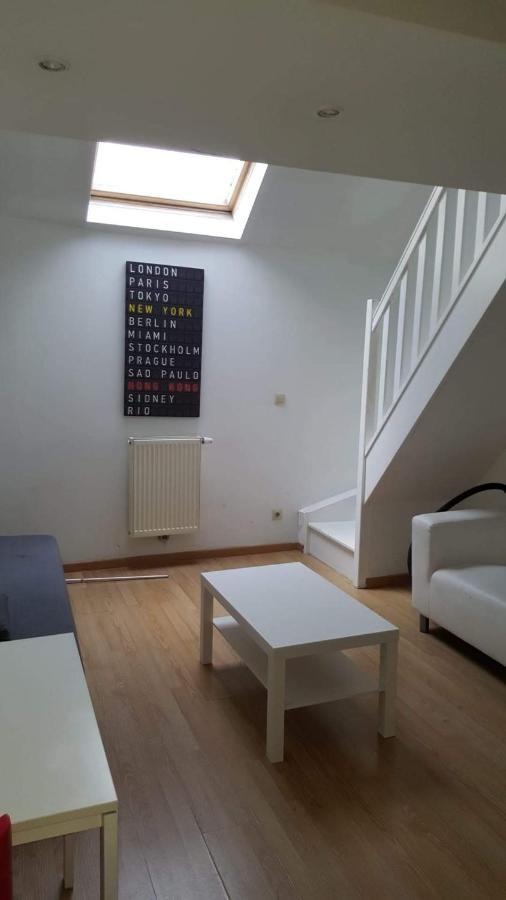 Central Duplex Sleeps 4 Brussels Exterior photo